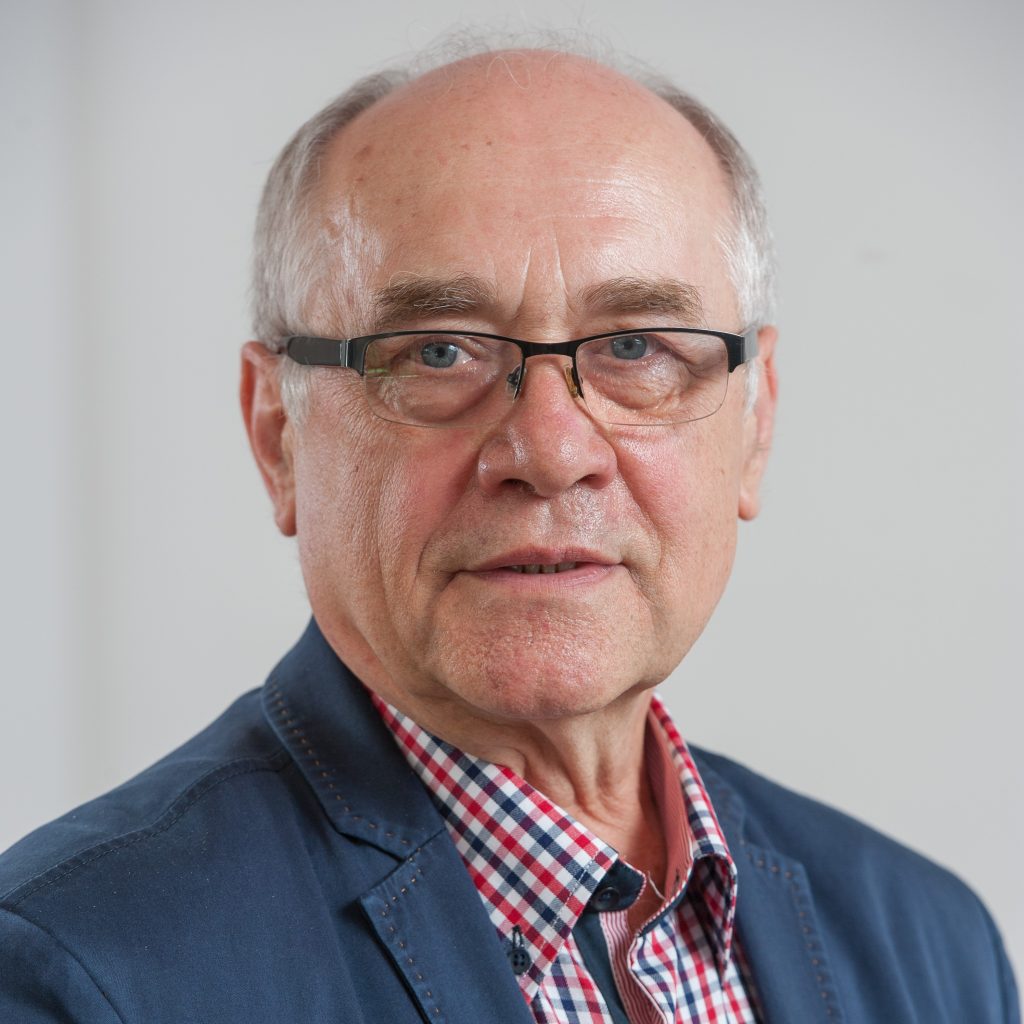 prof. dr hab. Jerzy Olędzki