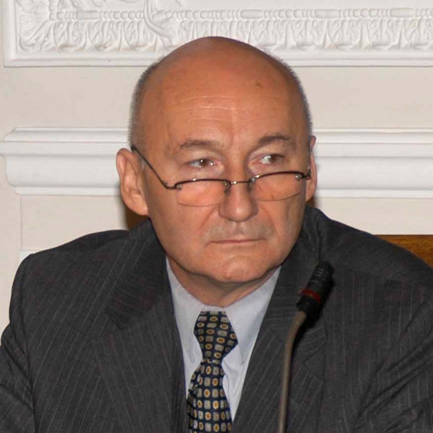 prof. dr hab. Janusz Włodzimierz Adamowski